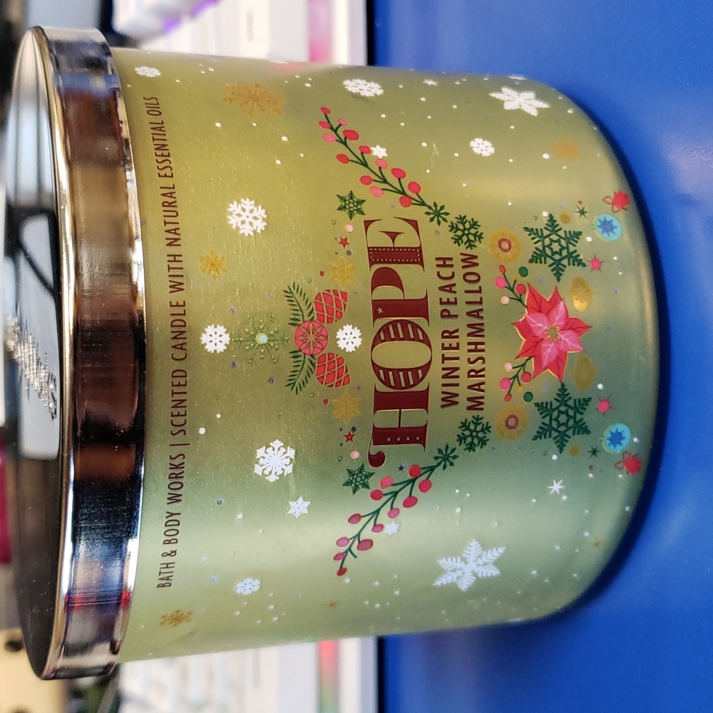 Winter Peach Marshmallow 3 wick candle